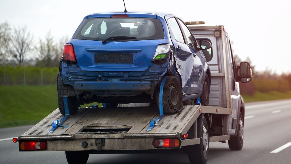 Vehicle Recovery 1 - Sierra Garage - Grays, Essex