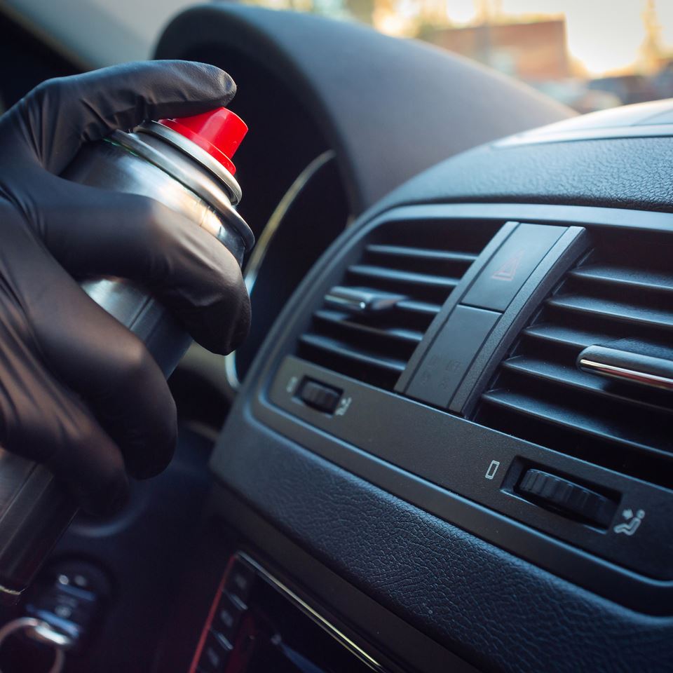 Air-Con Regassing 3 - Sierra Garage - Grays, Essex